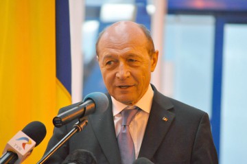 Ponta: Băsescu a solicitat o locuinţă de protocol